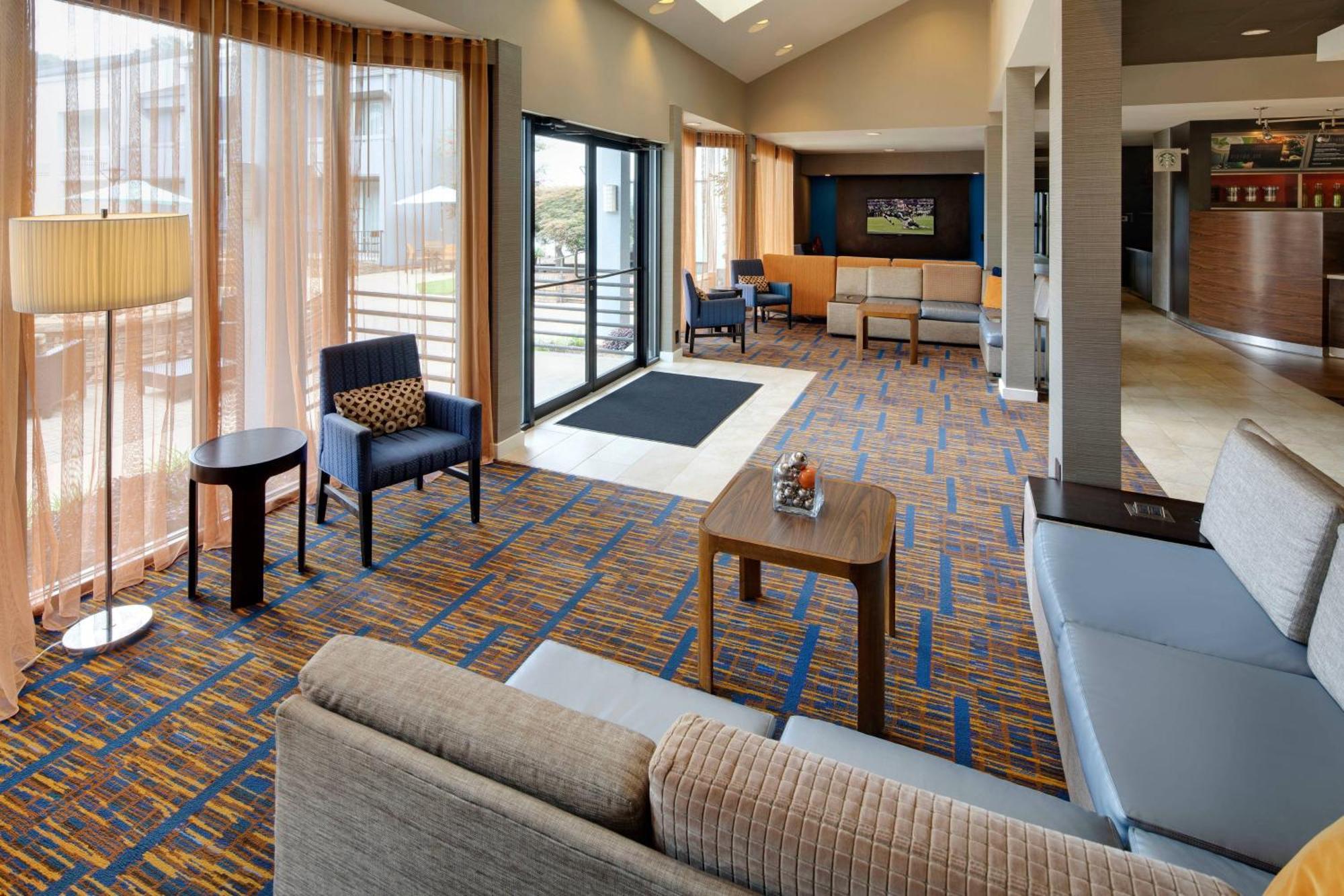 Courtyard By Marriott Atlanta Windy Hill/Ballpark Smyrna Exterior foto