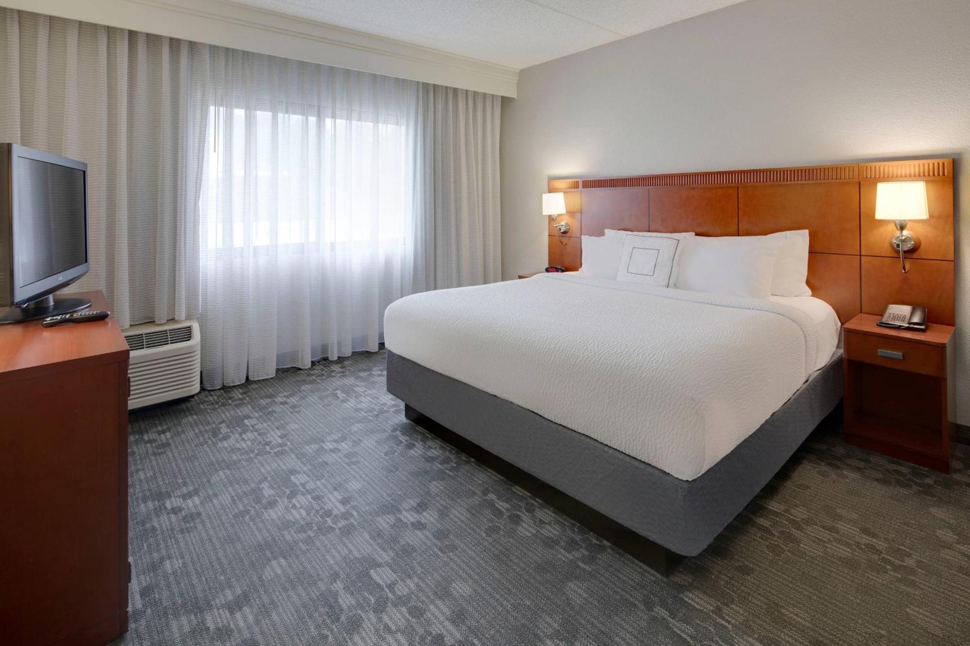 Courtyard By Marriott Atlanta Windy Hill/Ballpark Smyrna Exterior foto